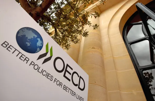 Letošnja svetovna gospodarska rast naj bi bila triodstotna in ne 
4,5-odstotna, kot je OECD napovedoval decembra.