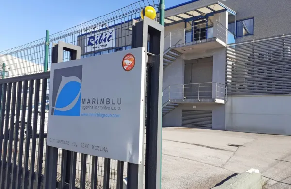 Inšpektorji so v podjetjih Marinblu in Selea, v katerih je Delavska 
svetovalnica s pomočjo medijev razkrila hude kršitve pravic 
delavcev, že izrekli  prve ukrepe.