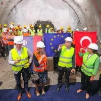 Na trasi drugega tira prebili prvi predor Mlinarji nad Osapsko dolino