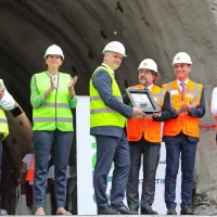 Na trasi drugega tira prebili prvi predor Mlinarji nad Osapsko dolino
