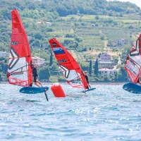 Žusterna gostila državno prvenstvo v razredu windsurf foil
