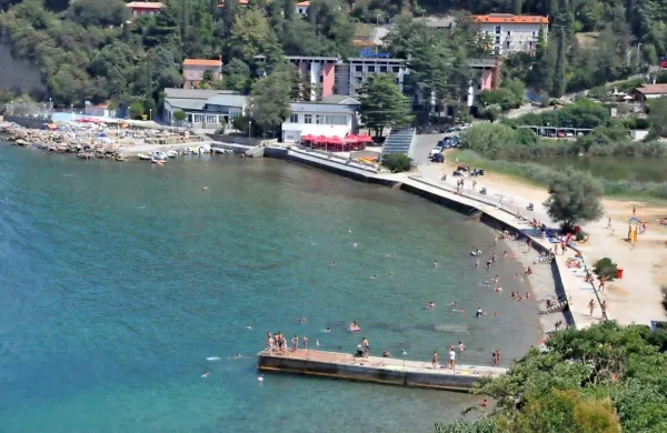 V slovenski Istri se v zadnjih letih zgodi približno 20 utapljanj, 
približno polovica pa se jih konča s smrtjo.
