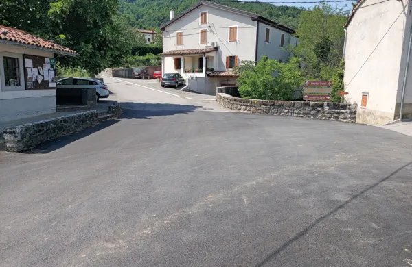 Skupina vipavskih svetnikov se je pred današnjo sejo želela 
seznaniti z izvajanjem proračuna. 