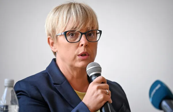 Pravnica Nataša Pirc Musar se podaja v boj za mesto predsednice 
države.