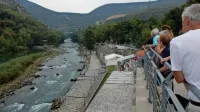 Po ugotovitvah nadzornega odbora zdaj urejajo razmerja v kajak 
centru, razkol med direktorico javnega zavoda in upravo občine pa 
se očitno poglablja. 