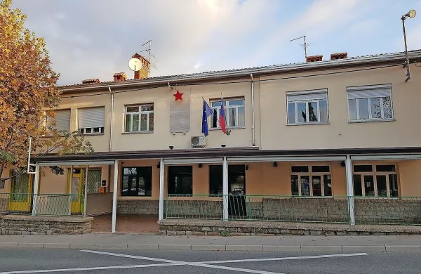 Krajevna skupnost Sveti Anton je objavila ponovljeni javni razpis, 
s katerim išče najemnika gostilne v središču vasi.