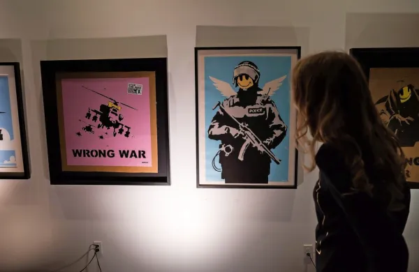 Po Monetu v Trstu &scaron;e ulični umetnik Banksy