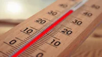 Zaradi ekstremnih temperatur je nujno zadrževanje v primerno 
ohlajenih prostorih, pa naj gre za počitek, delo ali rekreacijo.   