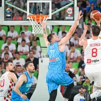 Slovenija pred polnimi Stožicami nadigrala Hrva&scaron;ko
