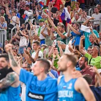 Slovenija pred polnimi Stožicami nadigrala Hrva&scaron;ko