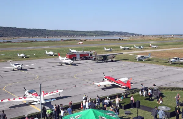 Glavna naloga novega direktorja bo nadaljnji razvoj Aerodroma 
Portorož v smeri energijske učinkovitosti ter vzpostavljanje novih 
letalskih povezav.