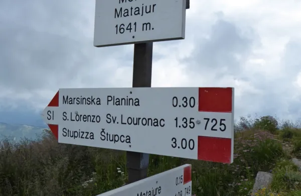 Italijanski reševalci so v soboto na gori Matajur rešili pohodnika, ki 
je po padcu brez hrane in vode preživel sedem dni.