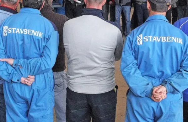 Ta teden bodo  delavci propadlega Stavbenika po desetih letih  dočakali še zadnji del svojega denarja.  