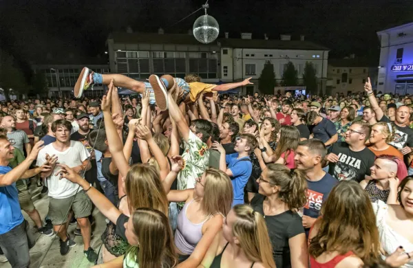 Pozitivna energija koncerta generacij