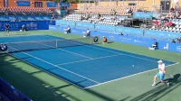 Če bo občina v prihodnjem letu poravnala kupnino za teniška 
igrišča, ki so v lasti Term Čatež, bo postala lastnica  17 zunanjih 
igrišč in centralnega teniškega stadiona s 1600 sedeži ter še 
dostopnih poti in vodnega dovoljenja. 