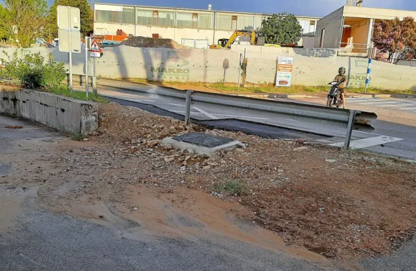 Krajani &Scaron;kofij opozarjajo na malomarne gradbene posege