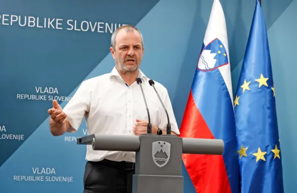 Okoljski minister Uroš Brežan