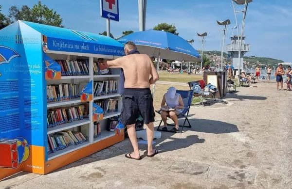 Izposoja knjig na plaži do nadaljnjega ne bo mogoča.