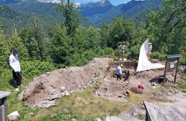 Medtem ko  arheologi nadaljujejo raziskave, je občina iz Ljubljane 
dobila odlično, 1,13 milijona evrov vredno novico. 