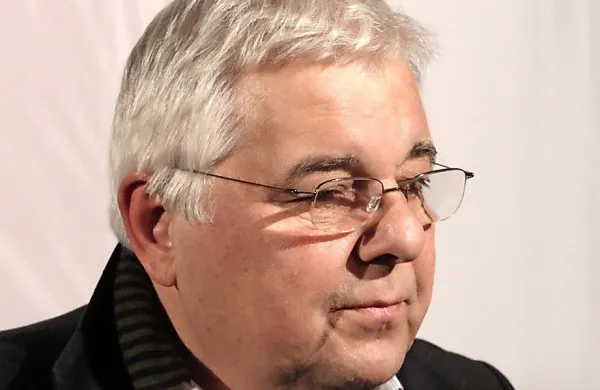 Branko Cvejić pripada generaciji srbskih in jugoslovanskih gledališčnikov, filmskih in televizijskih igralcev, ki je konec 60. let 
minulega stoletja radikalno spremenila podobo takratnega gledališča. Foto vir: Wikipedia