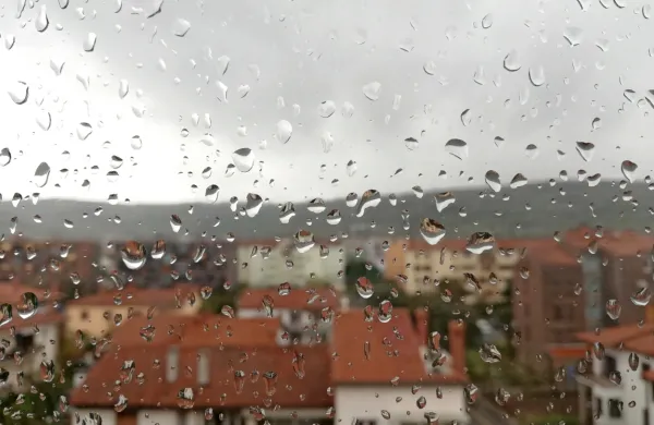 Pričakovane padavine konec tedna ne bodo bistveno izbolj&scaron;ale stanja voda