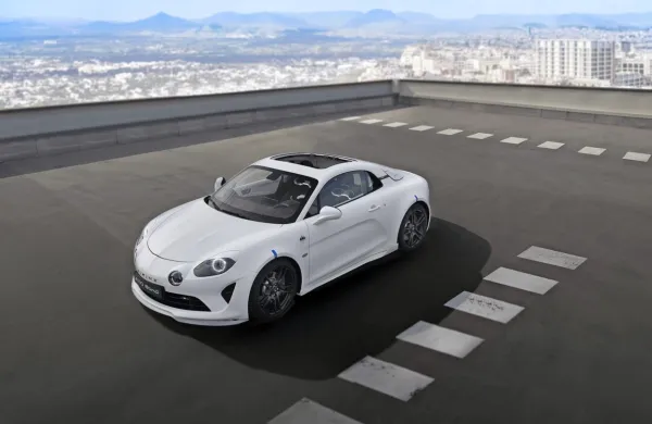 Francozi so od 2024 napovedali tri električne modele, do takrat pa 
bo A110 testno okolje za električni pogon.