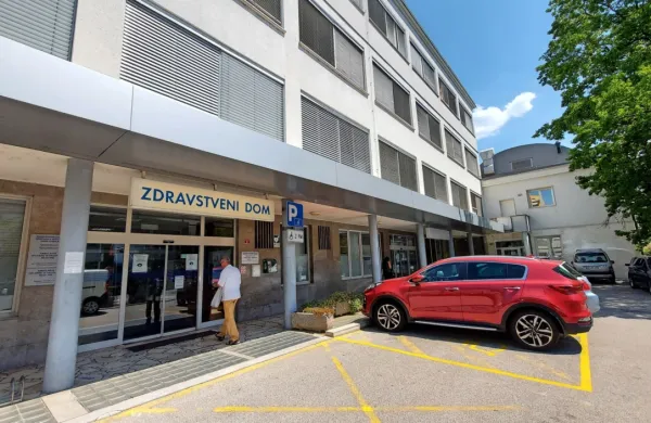 Koncesionarja odhajata, njunih ambulant pa ZD ne more prevzeti, 
ker še za svoje programe nima dovolj kadra. 