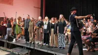 V torek je orkester Etno histeria odzvanjal tako v dvorani Sv. Frančiška kakor na valovih Radia Koper. Pridružile so se jim gostje iz Ukrajine.  