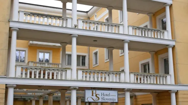 Slatinski hotel Slovenija dobil novega lastnika, a to ni koprsko 
podjetje Uniglobal, saj ni uveljavilo predkupne pravice. 