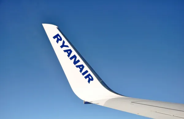 Irski nizkocenovni letalski prevoznik Ryanair prihodnjih nekaj let 
ne bo ponujal ultra nizkih cen vozovnic, je danes napovedal glavni 
izvršni direktor Michael O'Leary.