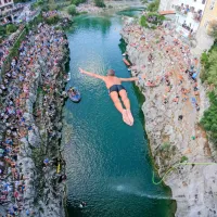 FOTO in VIDEO: Skoki z mosta v Kanalu