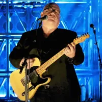 Black Francis.  je srce in motor bostonskih Pixies že vse od ustanovnega leta 1986.  