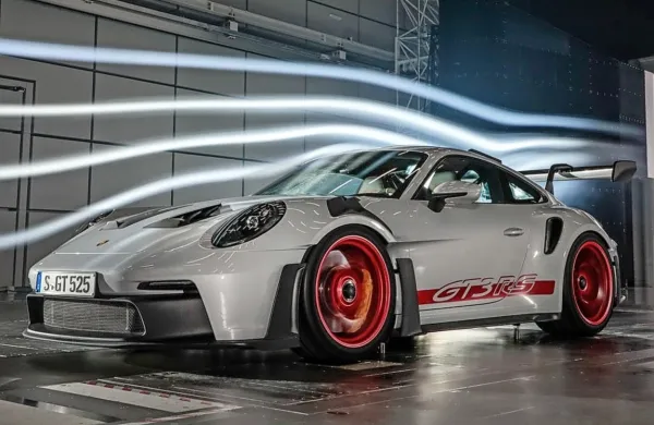 Prednaročila za 911 GT3 RS že sprejemajo, so pa v Nemčiji že postavili ceno zanj, ki v osnovi znaša 229.517 evrov.
