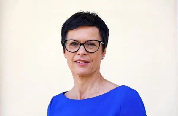 Marta Kos