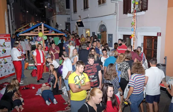 V Koper se vrača Oživela ulica, ki prinaša tudi začasno spremenjen 
prometni režim. 