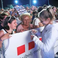FOTO: Navija&scaron;ko vzdu&scaron;je na polfinalnem večeru pod koprsko steno velikanko