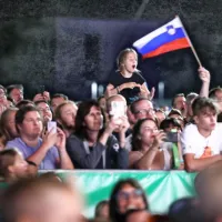 FOTO: Navija&scaron;ko vzdu&scaron;je na polfinalnem večeru pod koprsko steno velikanko