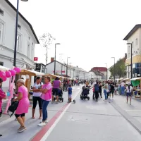 FOTO: PO-stoj na živi ulici