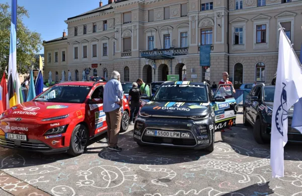 Električni uvod v bencin