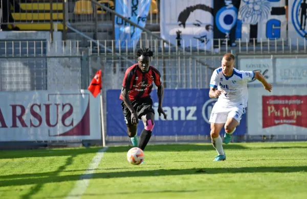 Denis Kuao (levo) je zadel v obdobju popolne prevlade Sežancev.