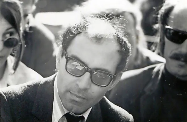 Umrl je francosko-švicarski režiser Jean-Luc Godard.