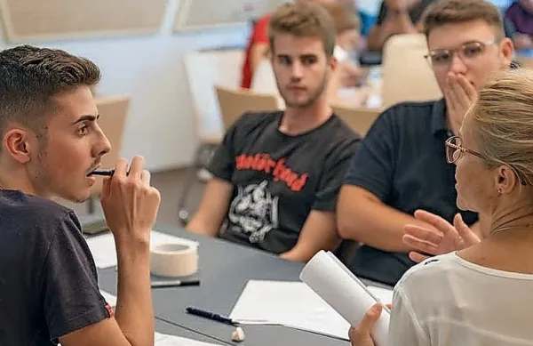 Fakulteta za Pomorstvo in promet je članica Univerze v Ljubljani.