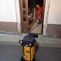 Huda ura na Kobari&scaron;kem: včeraj kar 17 intervencij