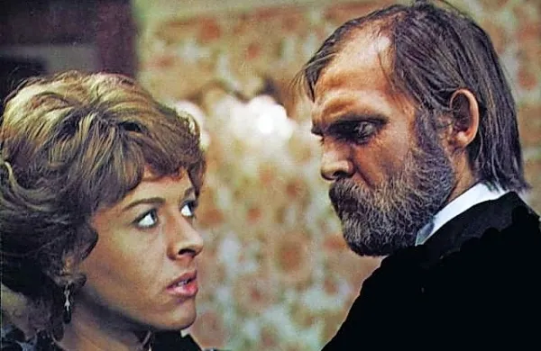S tedanjo ženo Mileno Zupančič je leta 1976 zaigral v Pretnarjevem 
filmu Idealist, posnetem po Cankarjevem Martinu Kačurju. 