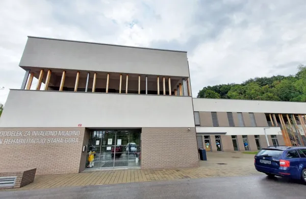 V spodnjem delu objekta ima invalidna mladina že dve leti in pol 
sodobne prostore in odlične razmere. Zdaj so uredili še zgornji del 
za rehabilitacijo odraslih. Vanje naj bi se preselili do konca leta. 