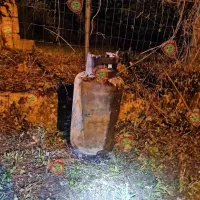 (FOTO) V Savudriji zagorela baraka in dve vozili