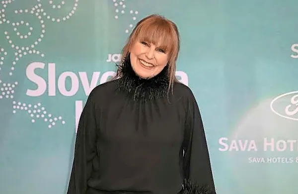 Zvezdana Mlakar