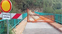 Most, čez katerega so uredili koridor za pešce, bodo začasno 
usposobili, nato bodo gradili novega.
