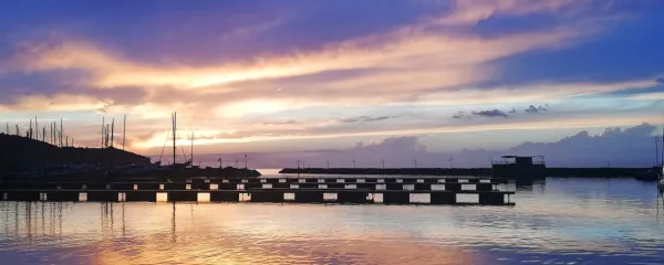 Ko nove energije v nas tečejo, si dovolimo uvideti življenje in sebe 
v popolnoma novi luči.