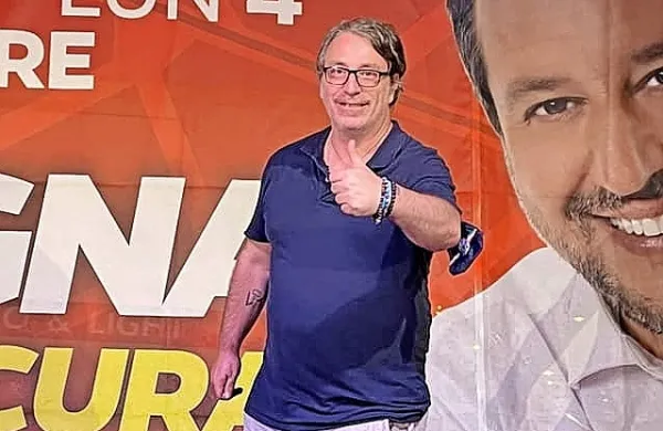 Cristiano Di Martino razburja z neonacistično tetovažo.